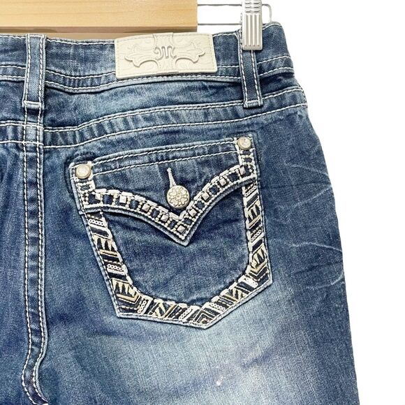 Miss Me Mid-Rise Mid Length Shorts Medium Wash Bling Cut-off Jean Shorts Size 28 - Picture 4 of 13